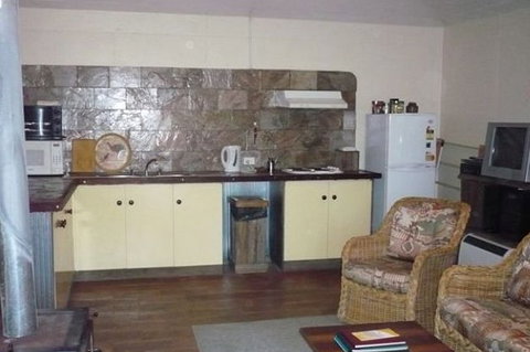 Emu Holiday Park - Australian Destinations 2