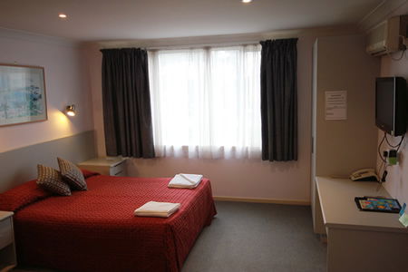 Hume Villa Motor Inn - Australian Destinations 1