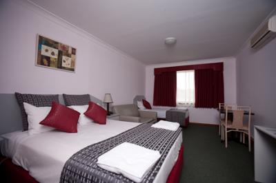 Hume Villa Motor Inn - Australian Destinations 2