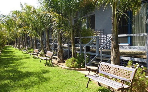 Inverloch Motel - Australian Destinations 3