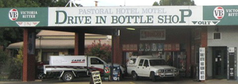 Pastoral Hotel - Australian Destinations 3