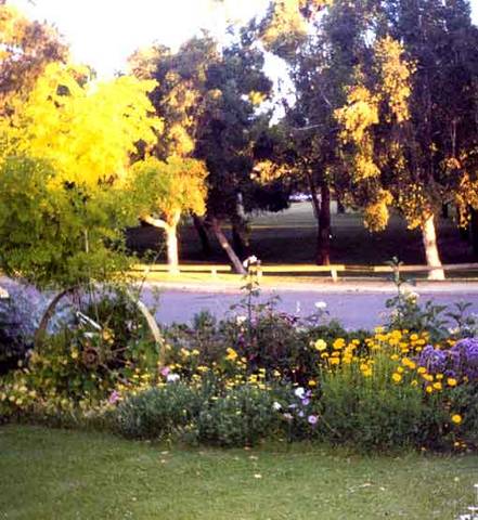 Parkside Bed And Breakfast - Australian Destinations 1