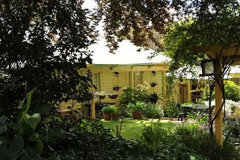 Bendigo Cottages - Australian Destinations 1