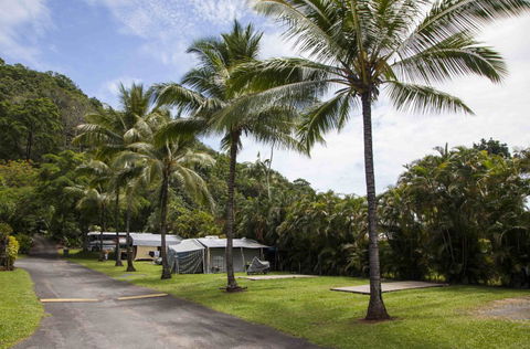 Lake Placid Tourist Park - Australian Destinations 2