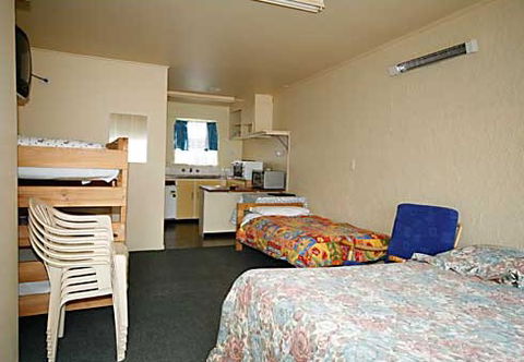 Turnin Motel - Australian Destinations 4
