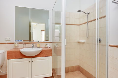 Durham Lodge - Australian Destinations 3