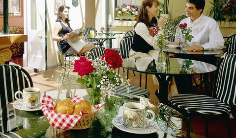 Victoria Court Hotel - Australian Destinations 1