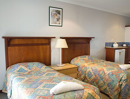 Denmark Hotel & River Rooms Motel - Australian Destinations 3