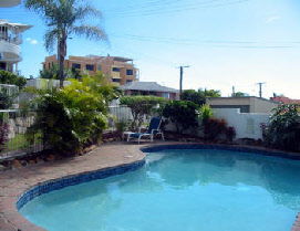 Estoril On Moffat Holiday Apartments - Australian Destinations 1