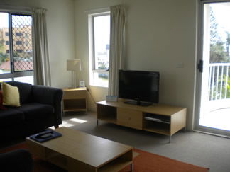 Estoril On Moffat Holiday Apartments - Australian Destinations 8