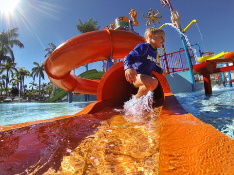 Oaks Oasis - Australian Destinations 2