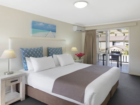 Oaks Oasis - Australian Destinations 3