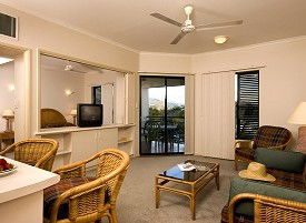 Tropic Towers Apartments - Australian Destinations 4