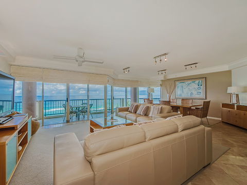 AA Oceana On Broadbeach - Australian Destinations 14