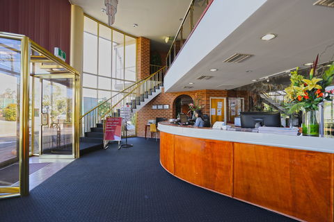 Quality Hotel Melbourne Airport - Australian Destinations 4