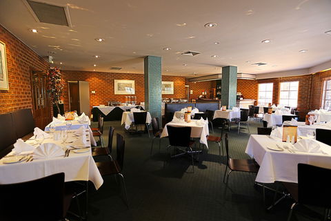 Quality Hotel Melbourne Airport - Australian Destinations 5