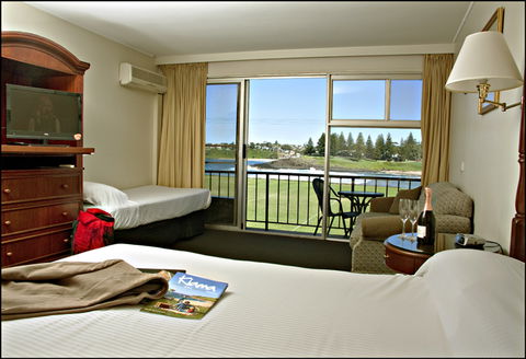 Kiama Cove Boutique Motel - Australian Destinations 3