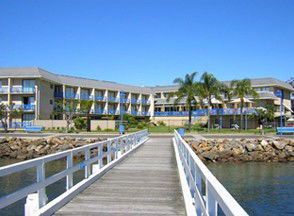 Mariners On The Waterfront - Australian Destinations 0