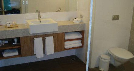 Desert Gardens Hotel - Australian Destinations 3