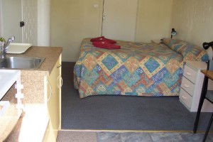 Beach Motor Inn - Australian Destinations 3