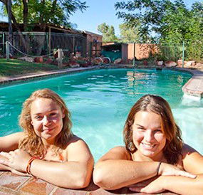 Toddy's Backpackers Resort - Australian Destinations 1
