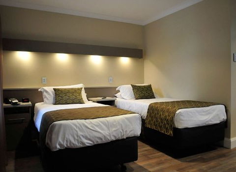 Bentley Motel - Australian Destinations 1