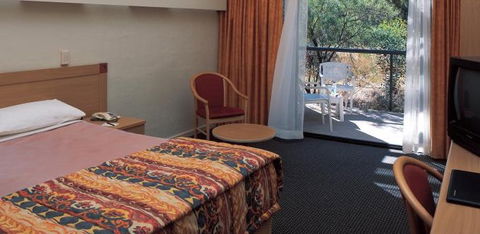 Kings Canyon Resort - Australian Destinations 1