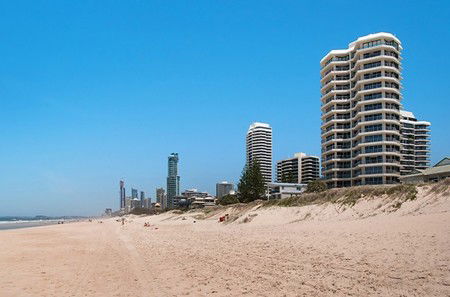 Beachside Tower - Australian Destinations 4