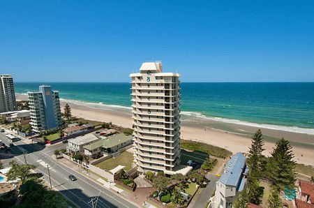 Beachside Tower - Australian Destinations 7