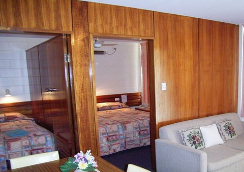 Motel Carnarvon - Australian Destinations 1