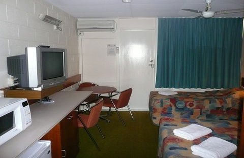 Motel Carnarvon - Australian Destinations 2