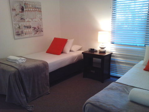 Outrigger Bay Apartments - Australian Destinations 8