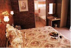 Colonial Motor Lodge - Australian Destinations 0