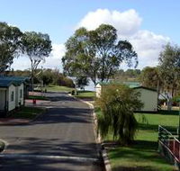 Mannum Caravan Park Cabins - Australian Destinations