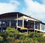 Saar Beach House - Australian Destinations