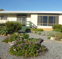Oaklands Beach House - Australian Destinations