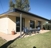 Toolunka Estate Cottage - Australian Destinations