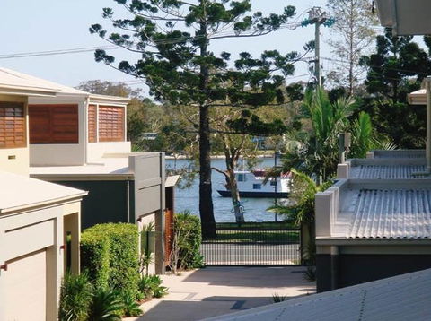 Sonoma Noosaville - Australian Destinations 0