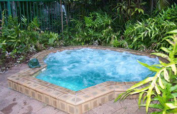 Frangipanni Bed And Breakfast - Australian Destinations 1