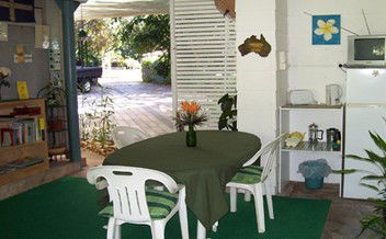 Frangipanni Bed And Breakfast - Australian Destinations 2