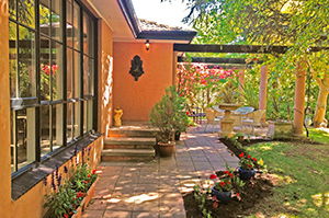 Adelaide Hills Retreats - Villa Lemoni - Australian Destinations 0