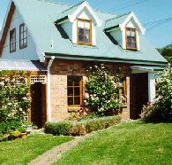 Conmel Cottage - Australian Destinations
