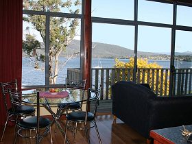Driftwood Cottages - Beach House - Australian Destinations 0