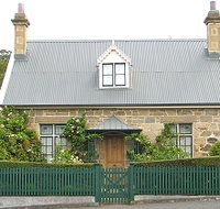 Crescentfield Cottage - Australian Destinations