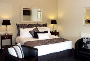 Kurrajong House - Australian Destinations 3