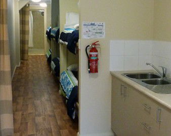 Southport Hotel And Caravan Park - Australian Destinations 2