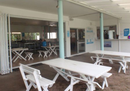 Absolute Backpackers Mission Beach - Australian Destinations 7