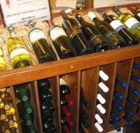 Warrenmang Vineyard  Resort - Australian Destinations