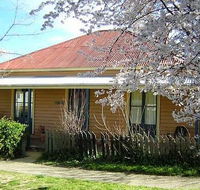 Cooma Cottage - Accommodation - Australian Destinations