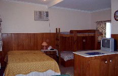 Moulamein Lakeside Caravan Park - Australian Destinations 3